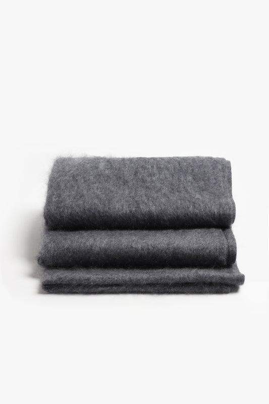 Scarf in Graphite Brushed