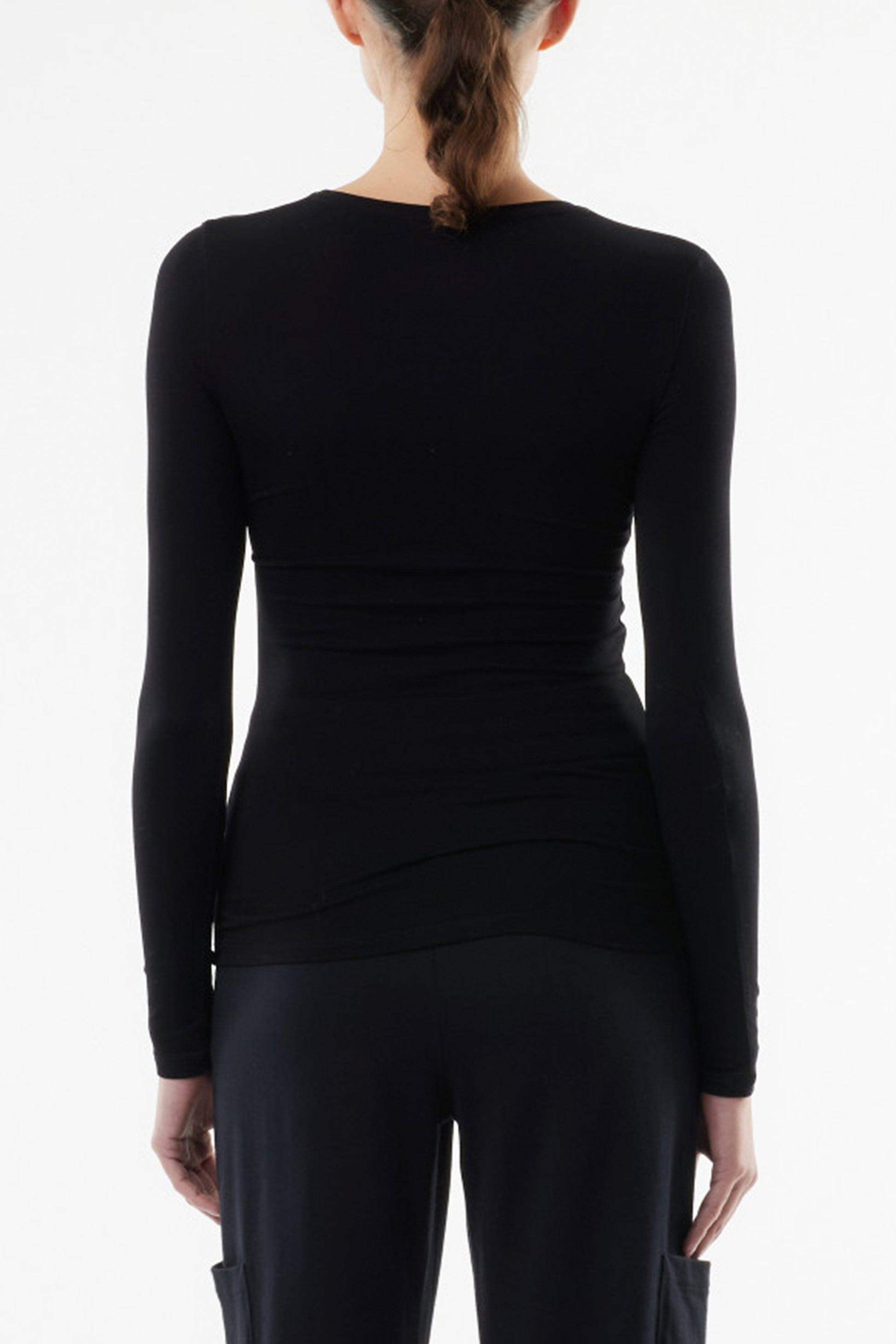 Longsleeve Ally in SchwarzMajestic Filatures - Anita Hass