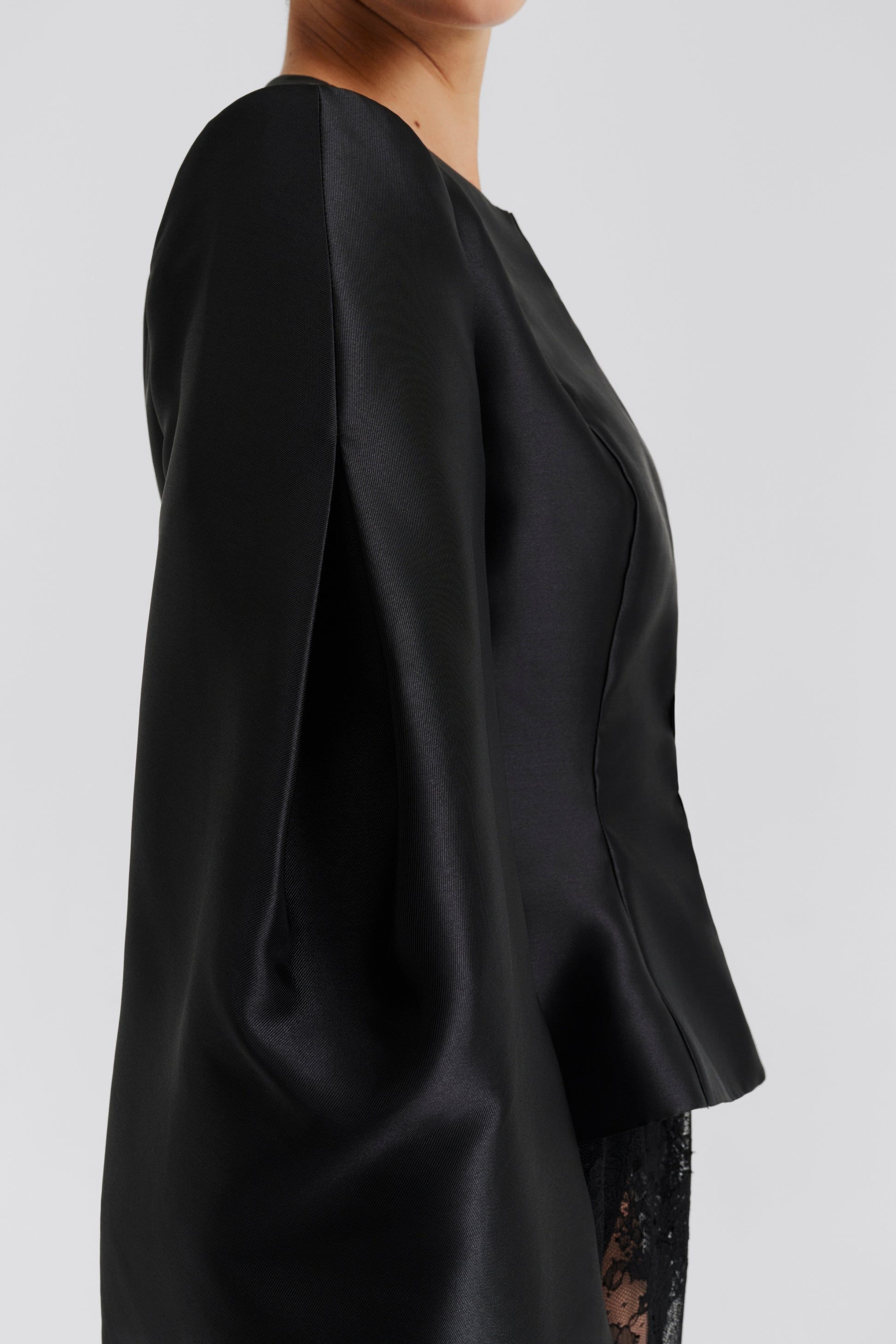 Bluse Vendela in Schwarz Malina