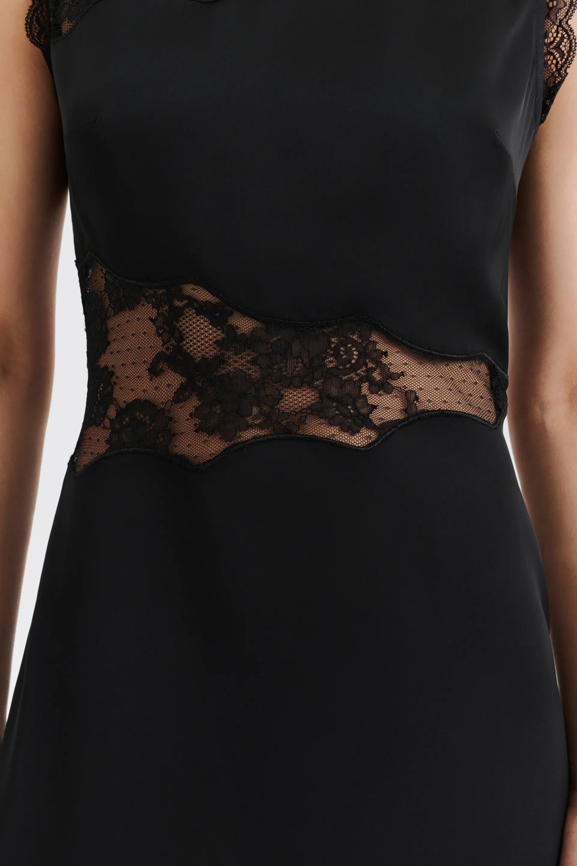 Kleid Desire Lace in Schwarz Malina