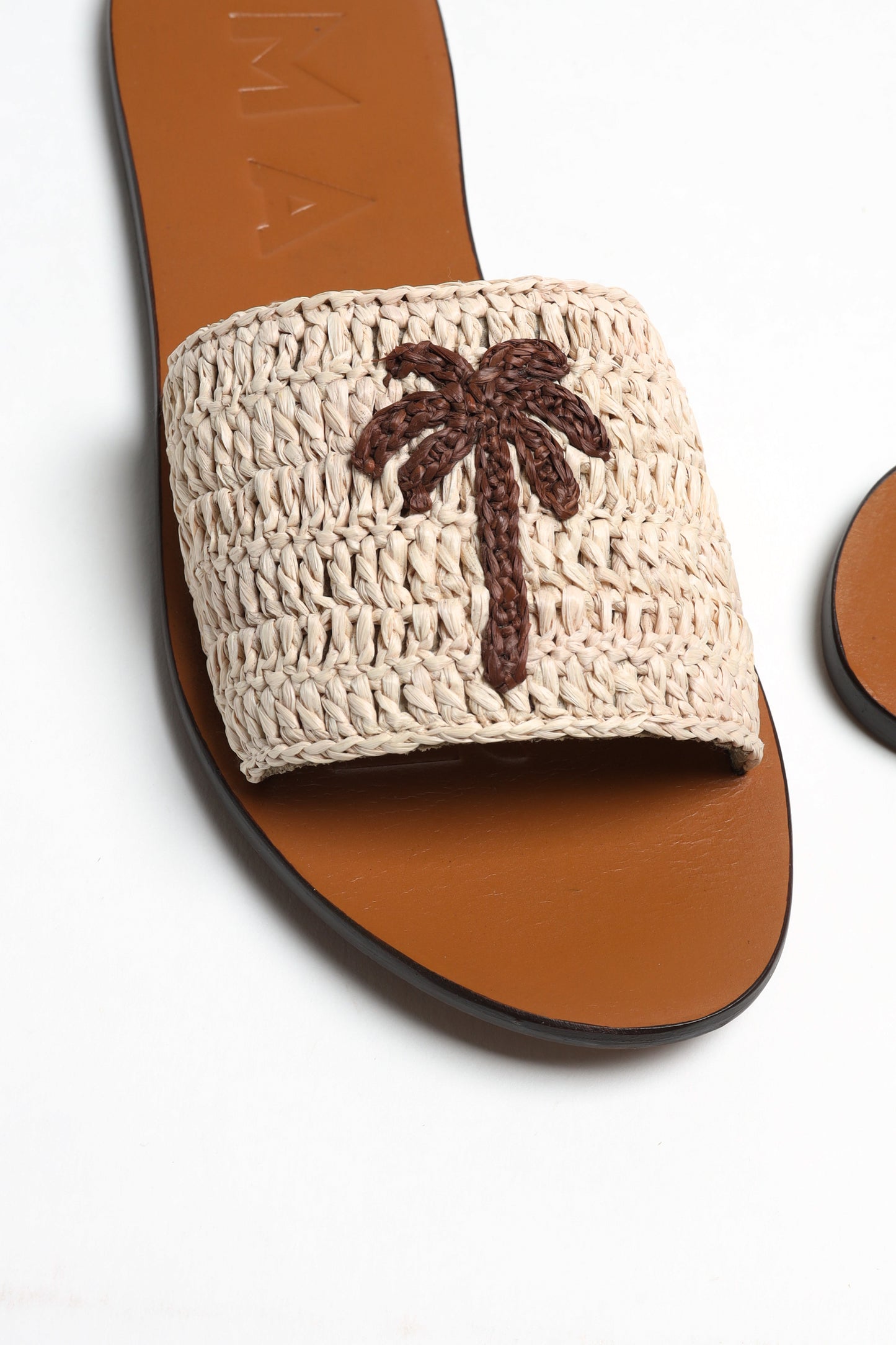 Sandale Raffia in Natural/Cocoa Palm Manebi