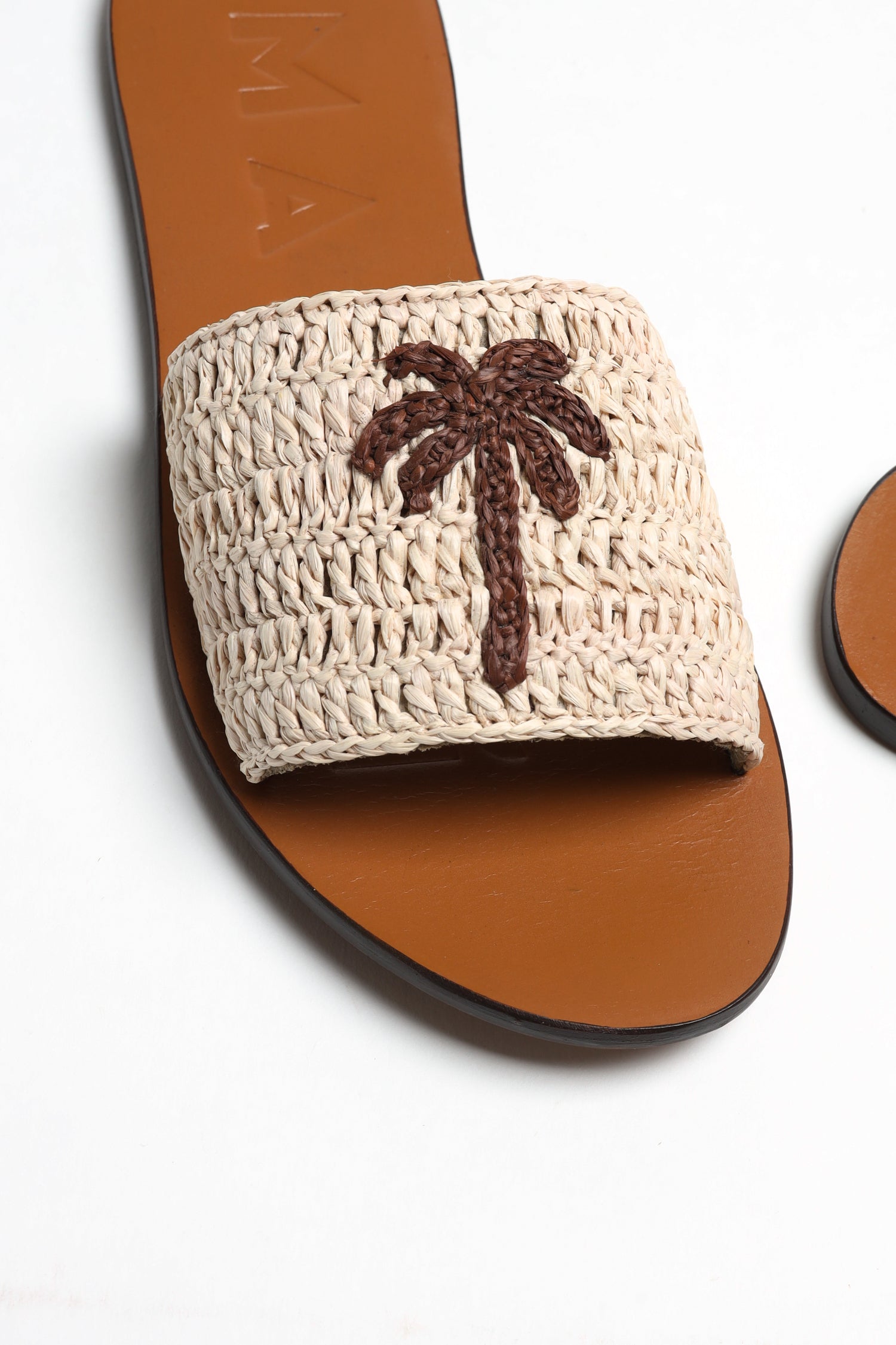 Sandale Raffia in Natural/Cocoa Palm Manebi