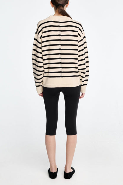 Pullover Ladder Cape in Ivory/Black Maria McManus