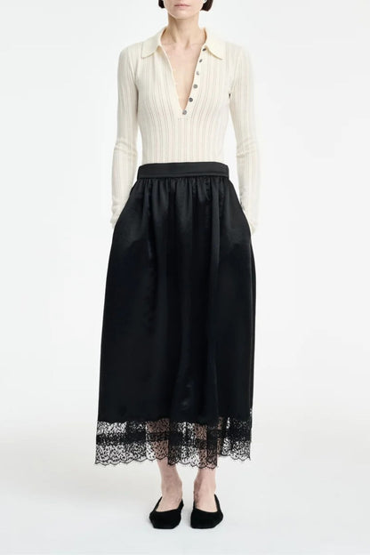 Rock Gathered Lace in Schwarz Maria McManus