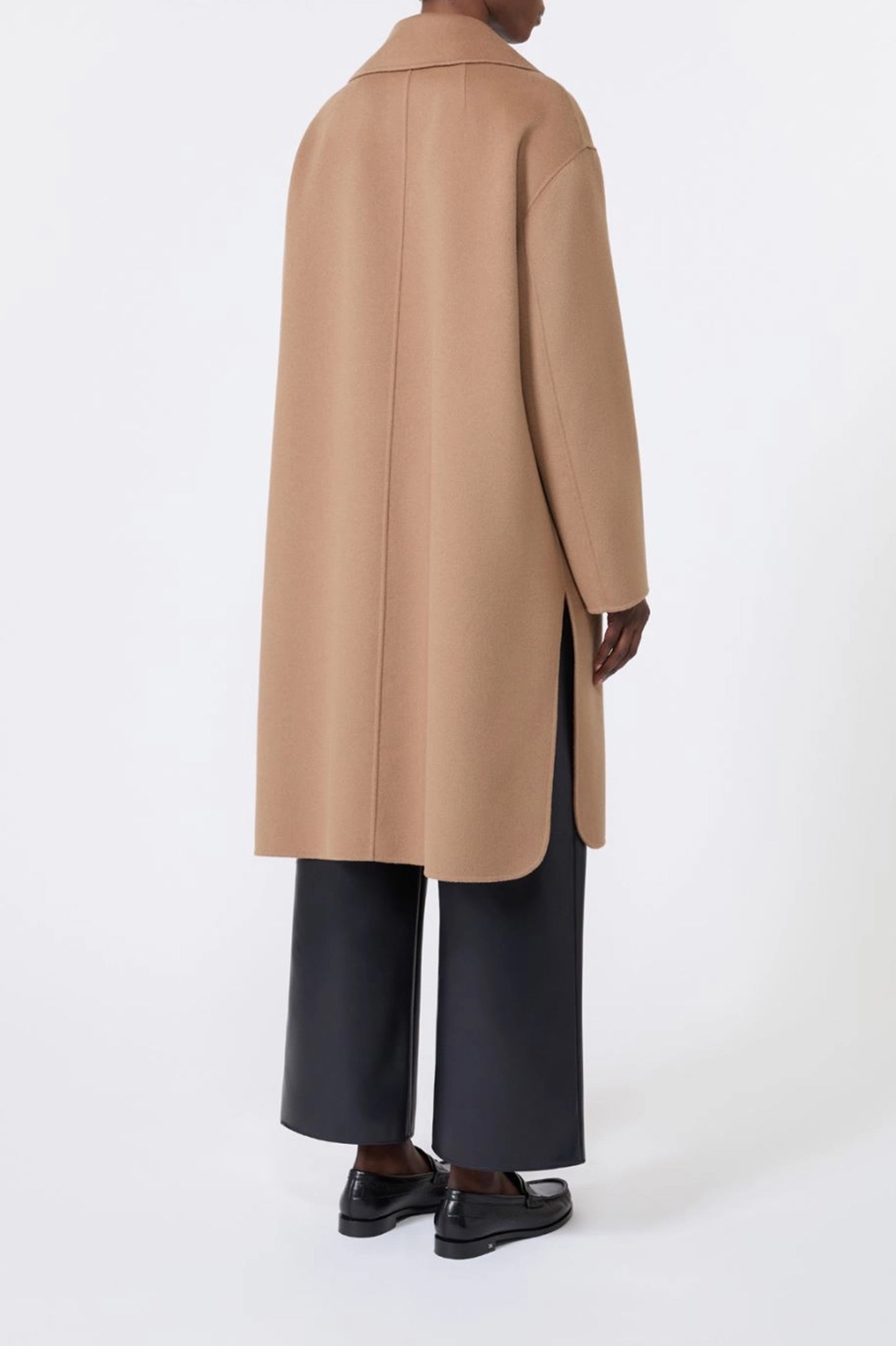 Abrigo Magnolia en color camel