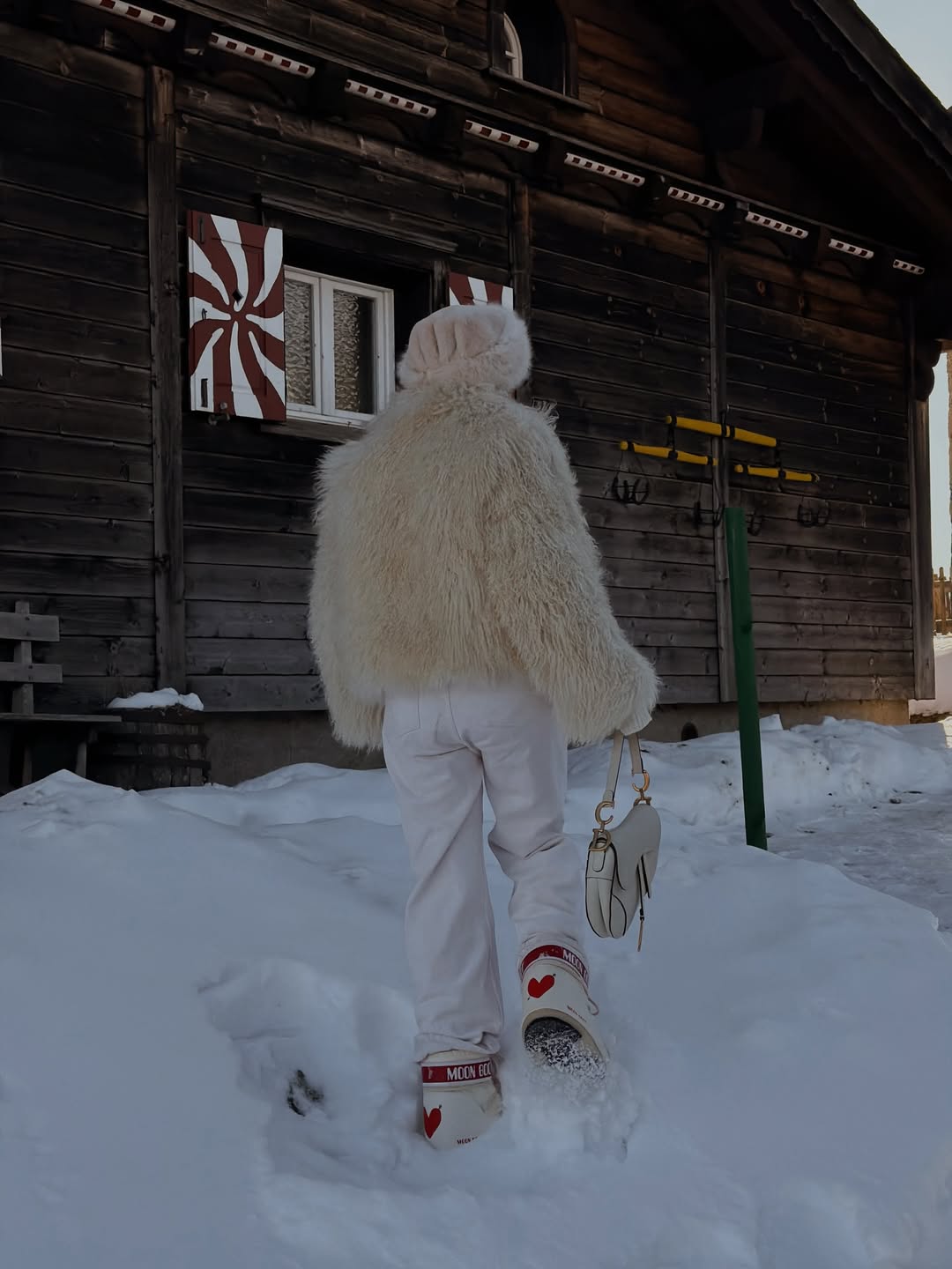 Moon Boot Icon Low 'Heart' in CreamMoon Boot x Anita Hass - Anita Hass