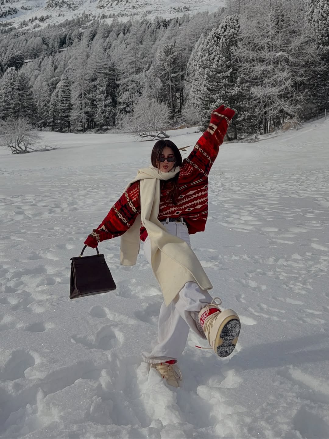 Moon Boot Icon Low 'Heart' in CreamMoon Boot x Anita Hass - Anita Hass