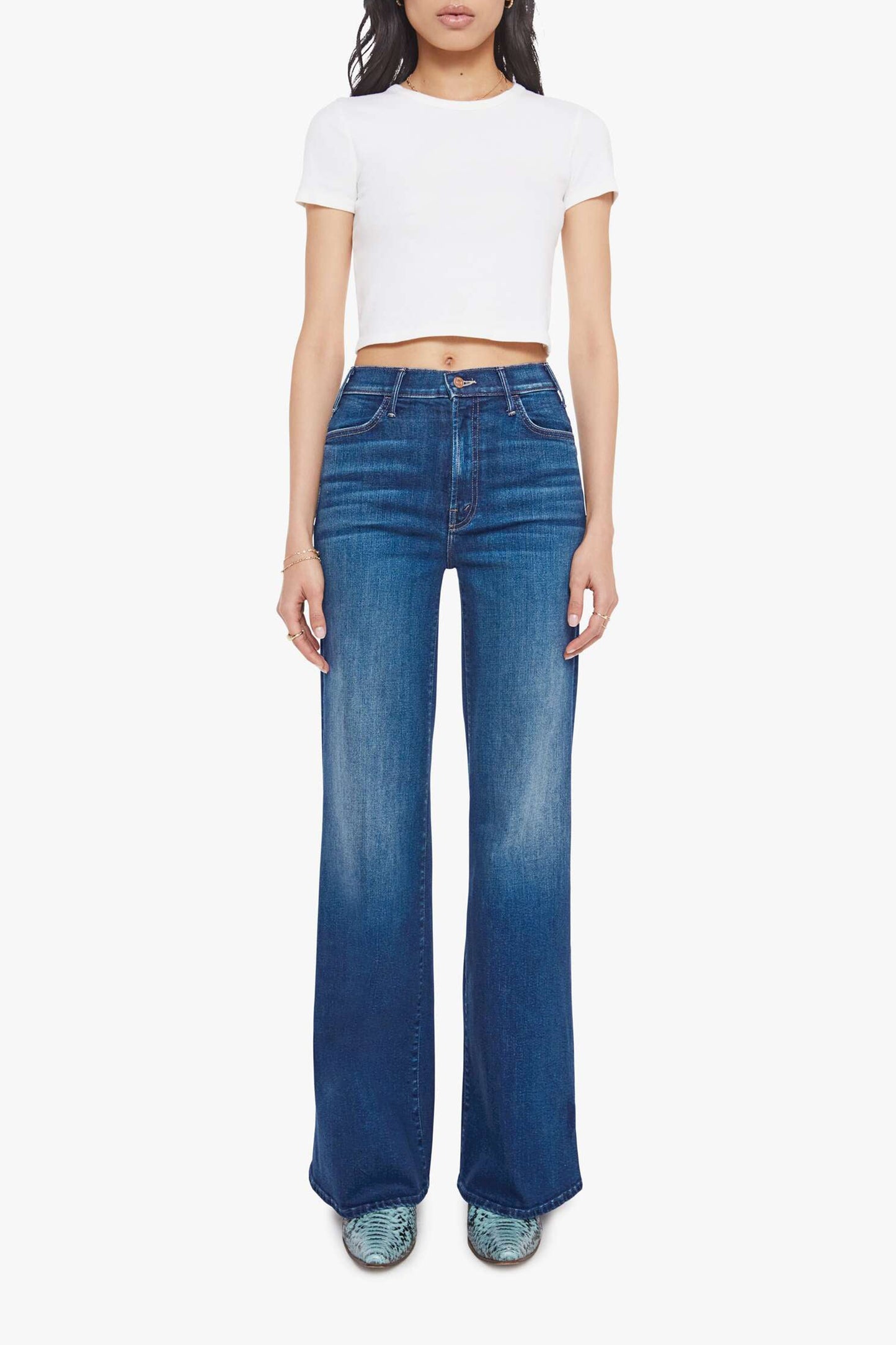 Jeans The Hustler Roller Sneak in TroublemakerMother - Anita Hass