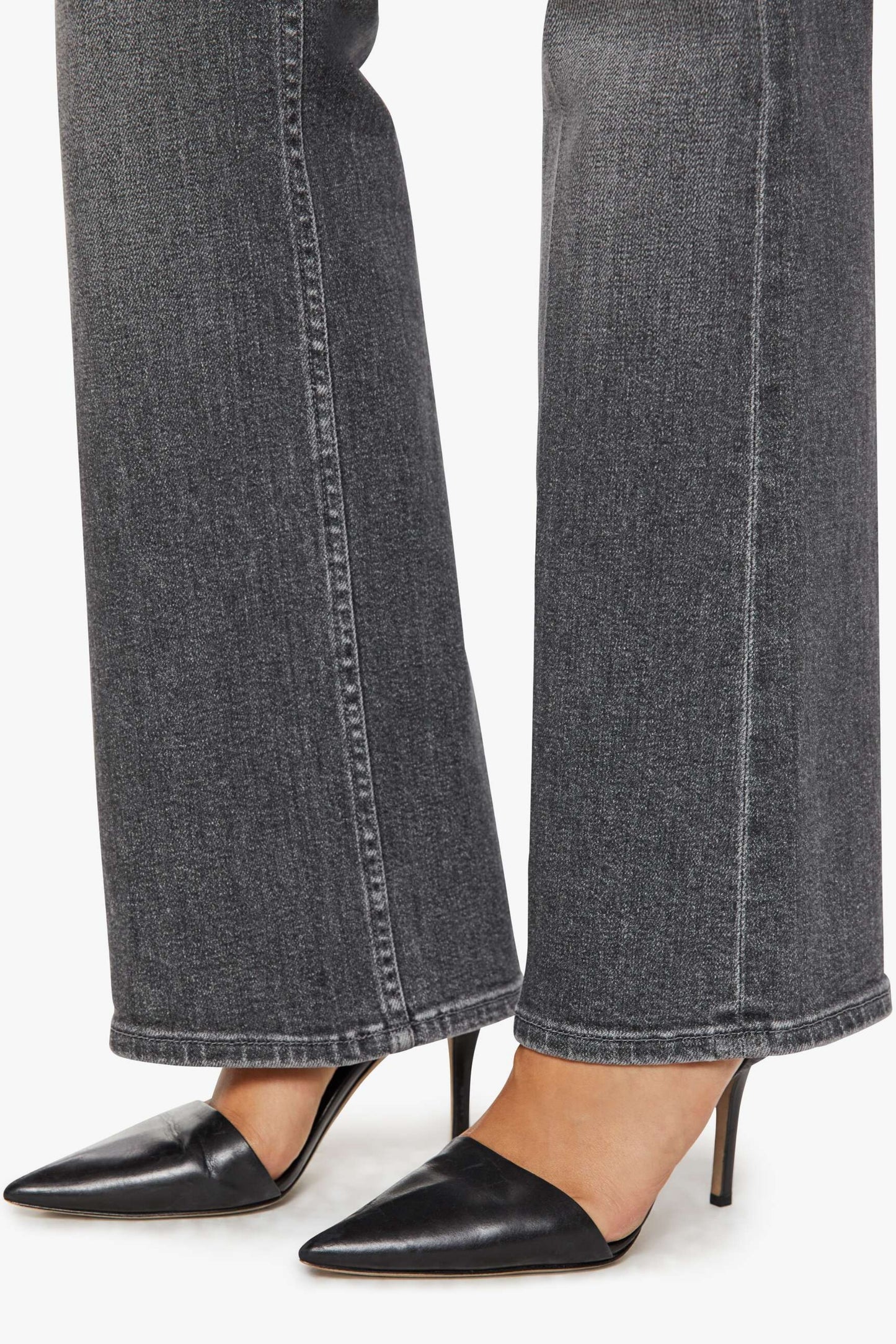 Jeans The Bookie in Dainty and Dangerous Mother