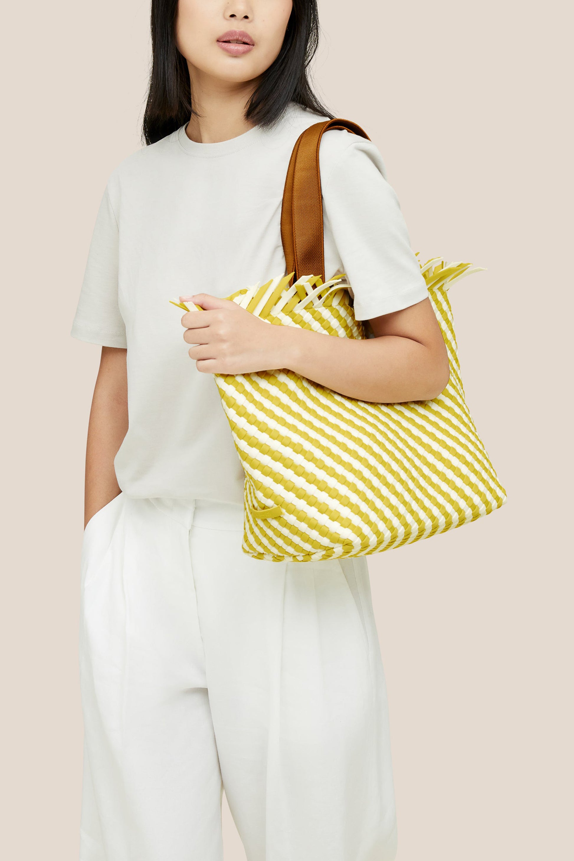 Borsa Havana media in Soleil – - Main Image