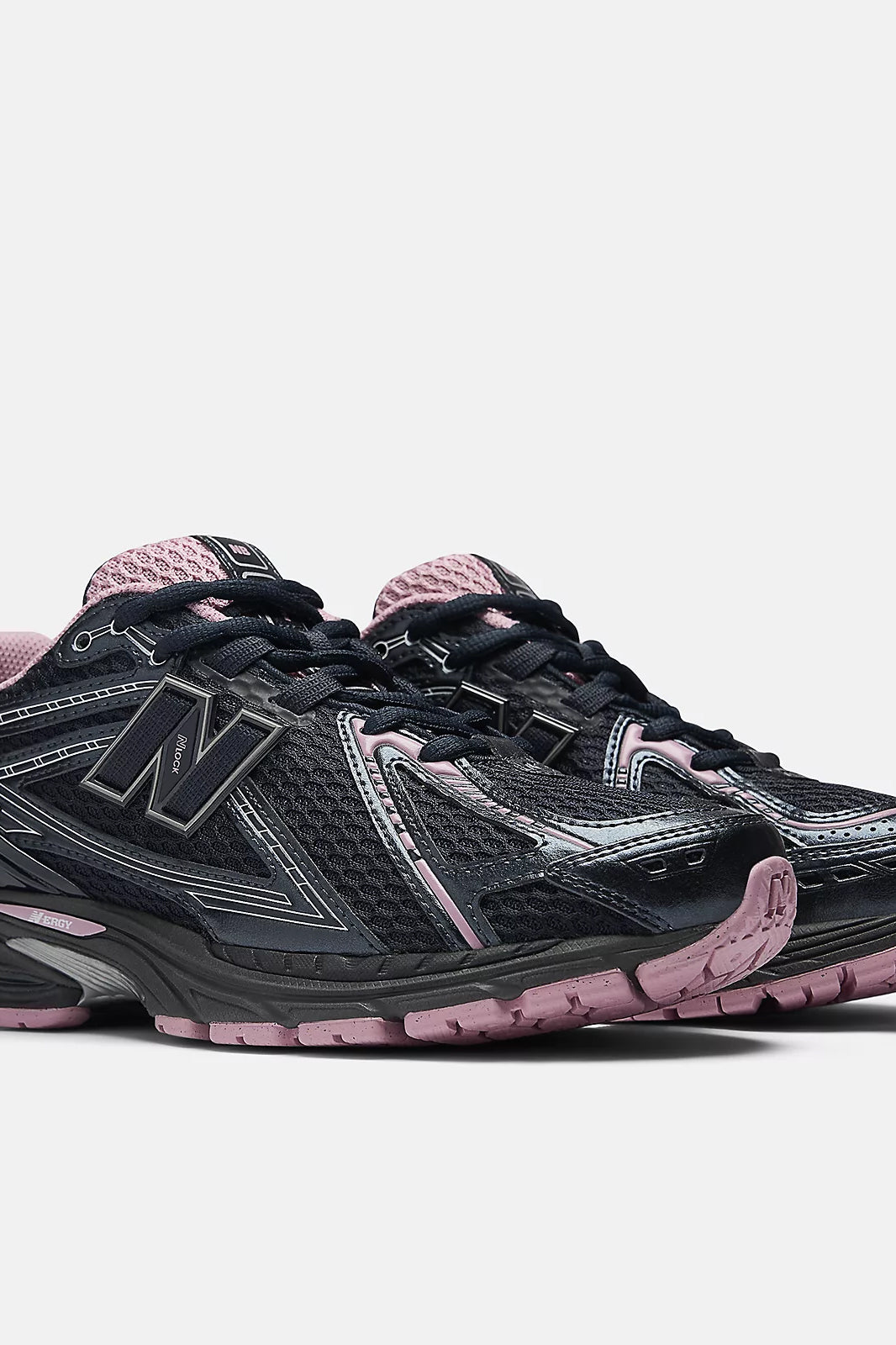 Sneaker 1906R in Eclipse/Pink Taffy New Balance
