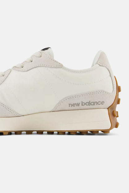 Sneaker 327 in Moonbeam/Shadow Grey New Balance - Anita Hass