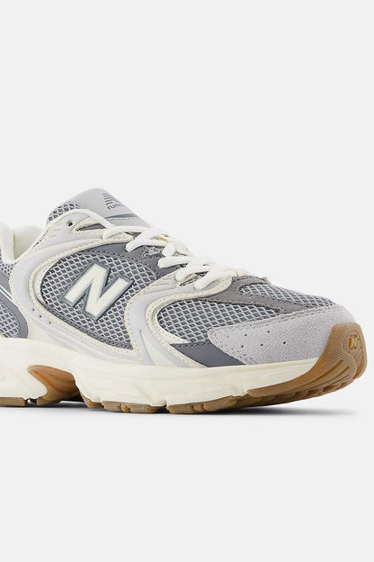 New Balance 530 Sneakers in Raincloud/Castlerock - Anita Hass