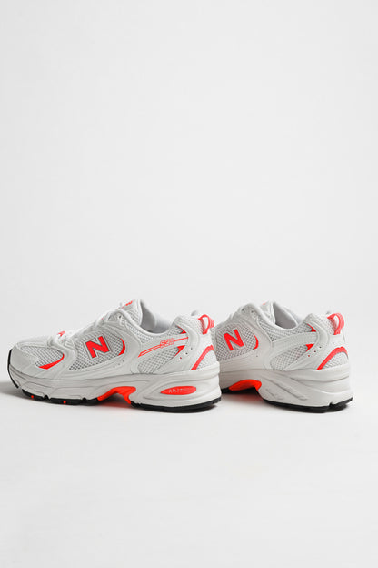 530 Sneakers in Sea Salt/Peach Nectar by New Balance - Anita Hass