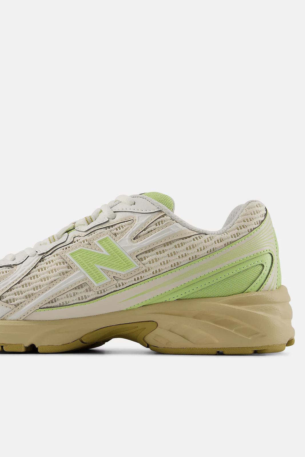 New Balance 740 Sneakers in Dry Lime/Linen - Anita Hass