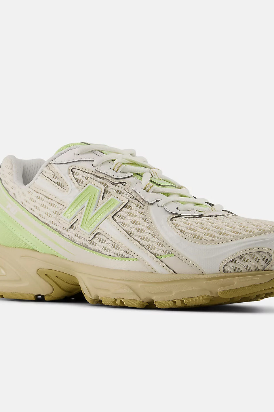 New Balance 740 Sneakers in Dry Lime/Linen - Anita Hass