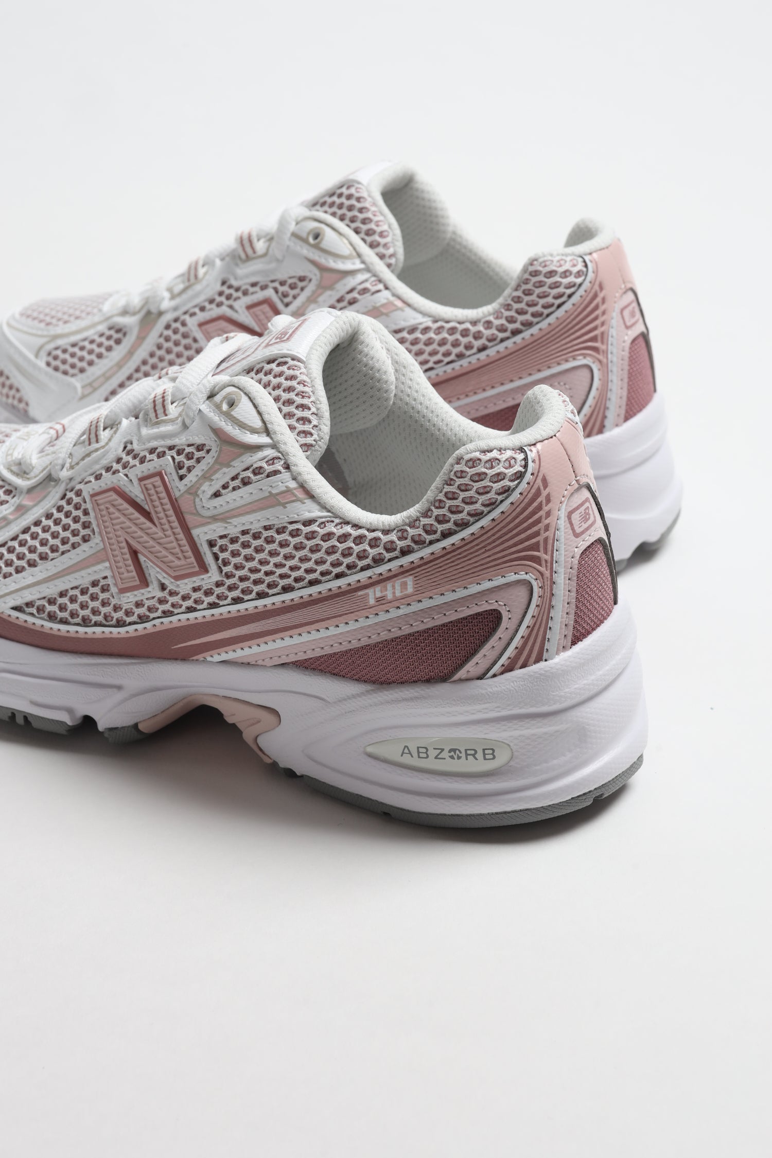 740 Sneakers in Rosewood/White - New Balance - Anita Hass