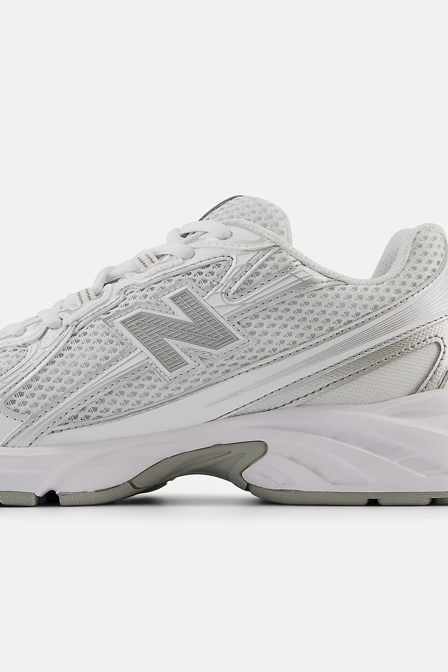 740 Sneakers in White/Silver Metallic - New Balance - Anita Hass