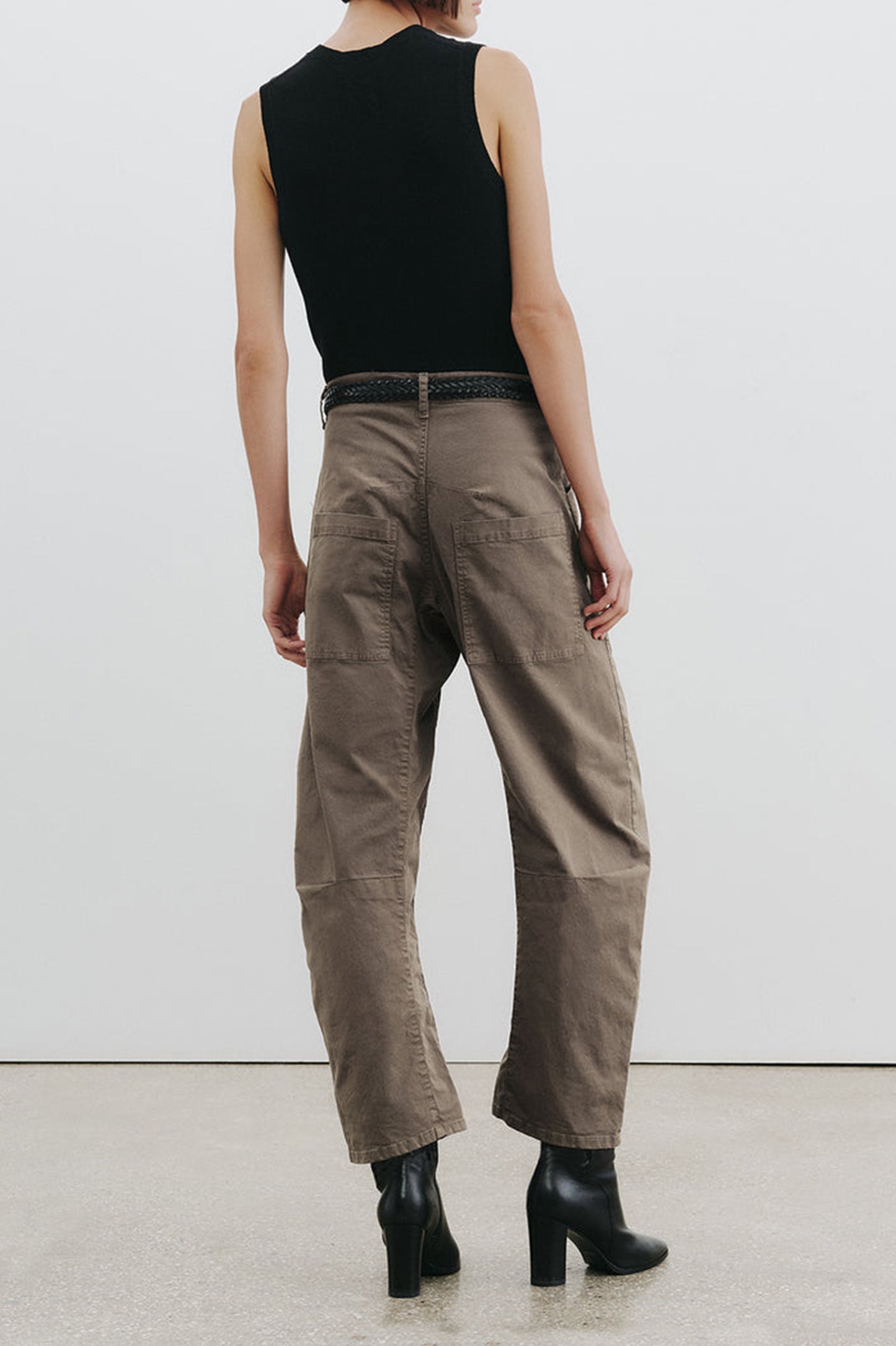 Hose Shon in Army Grey