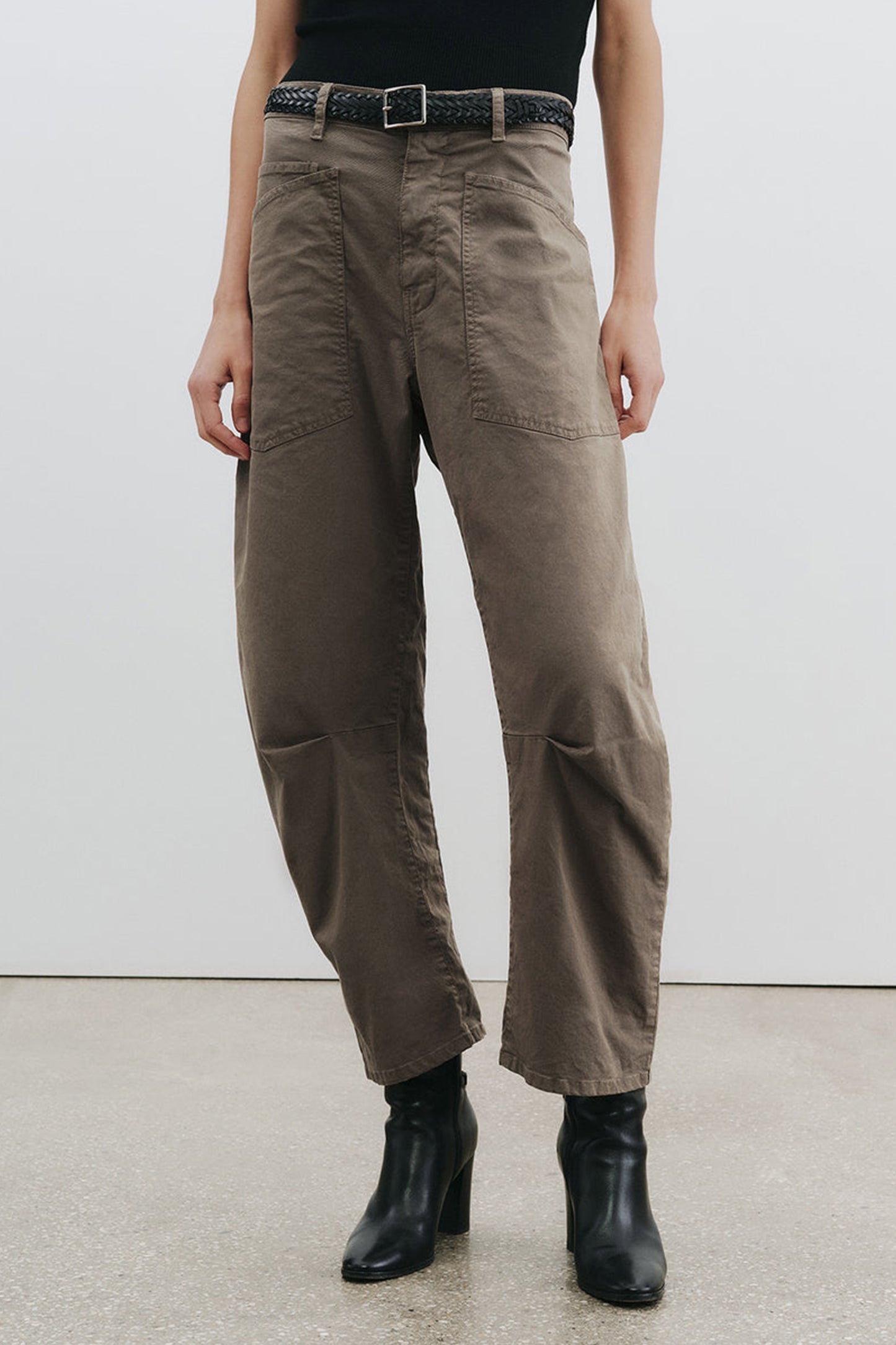 Hose Shon in Army Grey