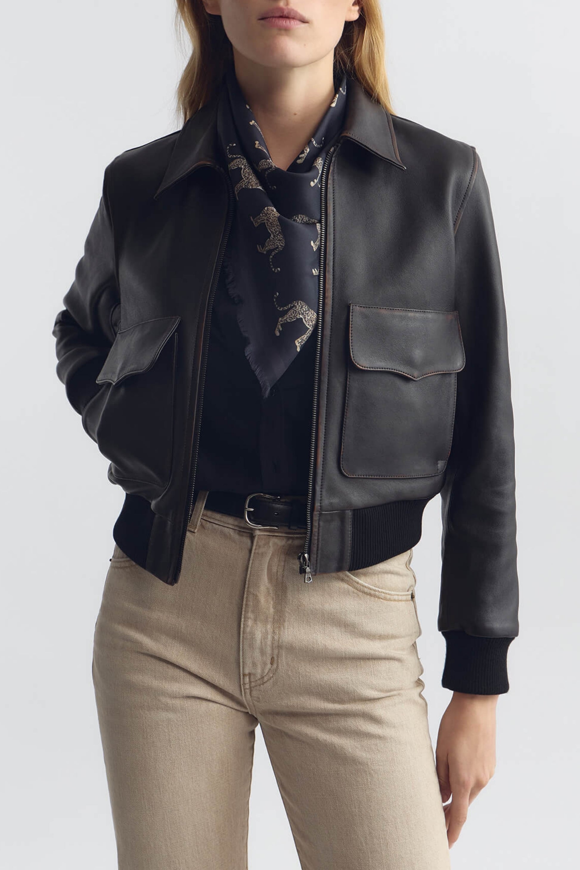 Seidentuch Cheetah in Washed Black Nili Lotan