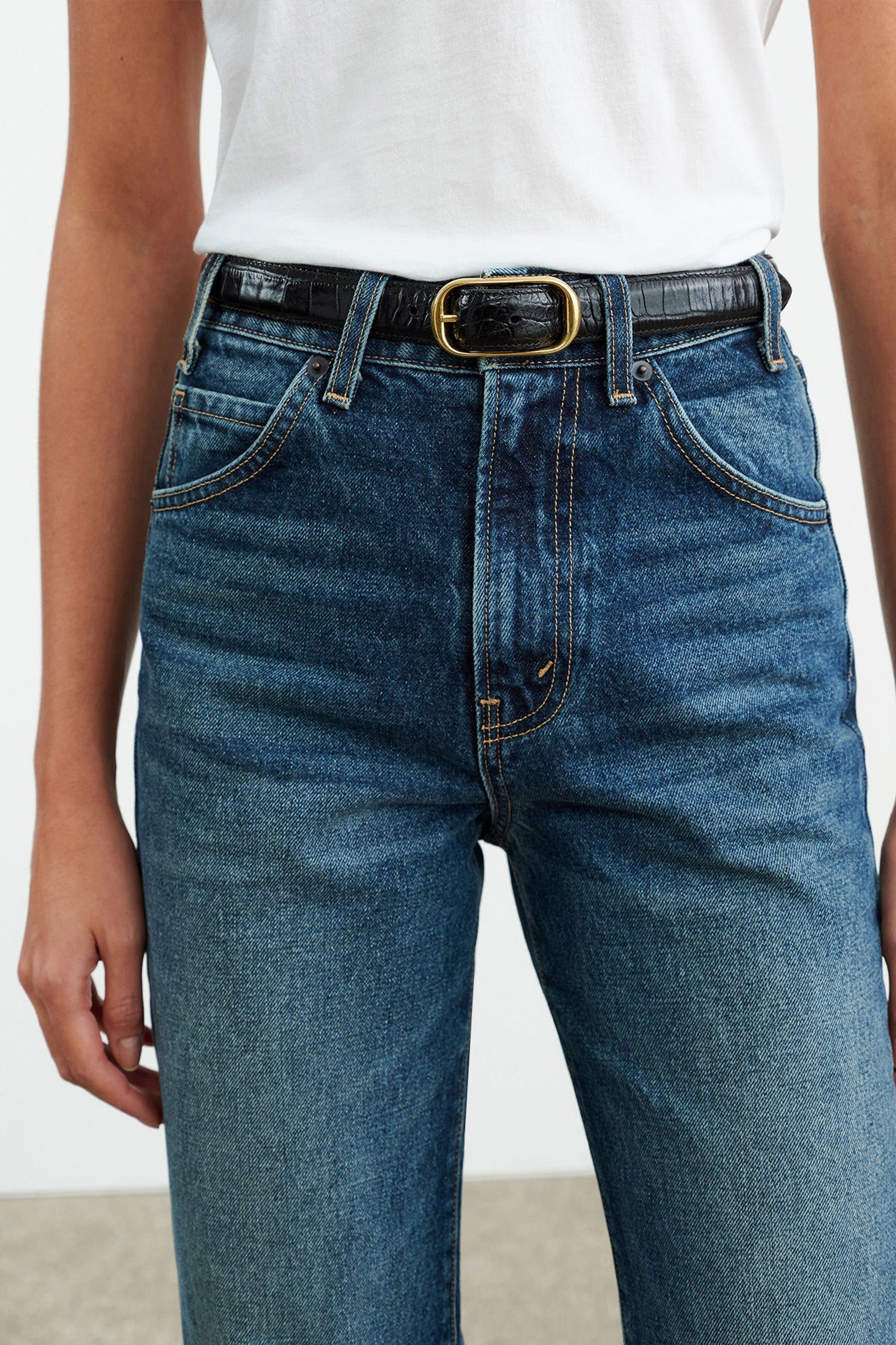 Jeans Joan in Simon WashNili Lotan - Anita Hass