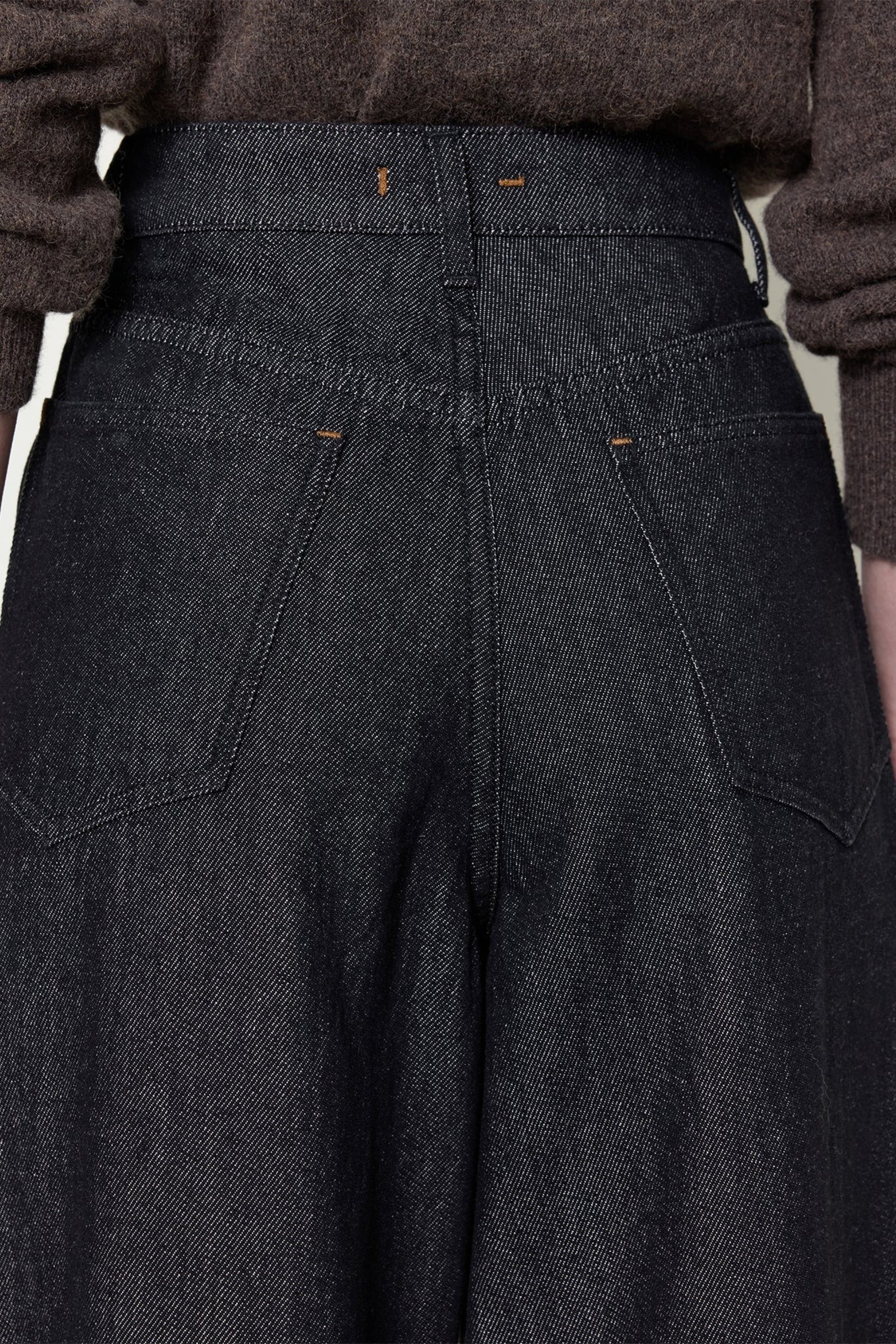 Jeans Slick in Sable Wash Ossou