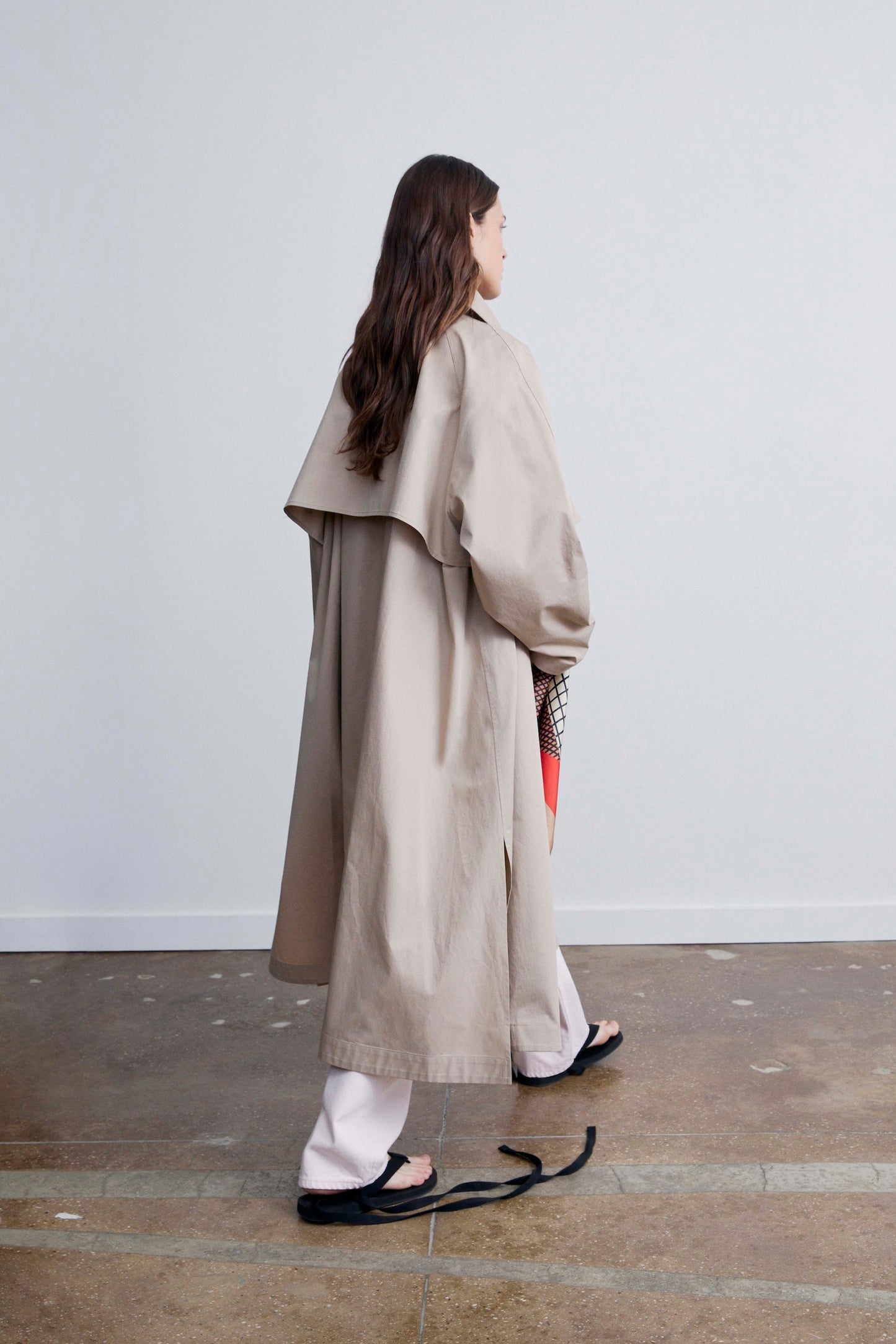 Trenchcoat Delta in Fawn Ossou