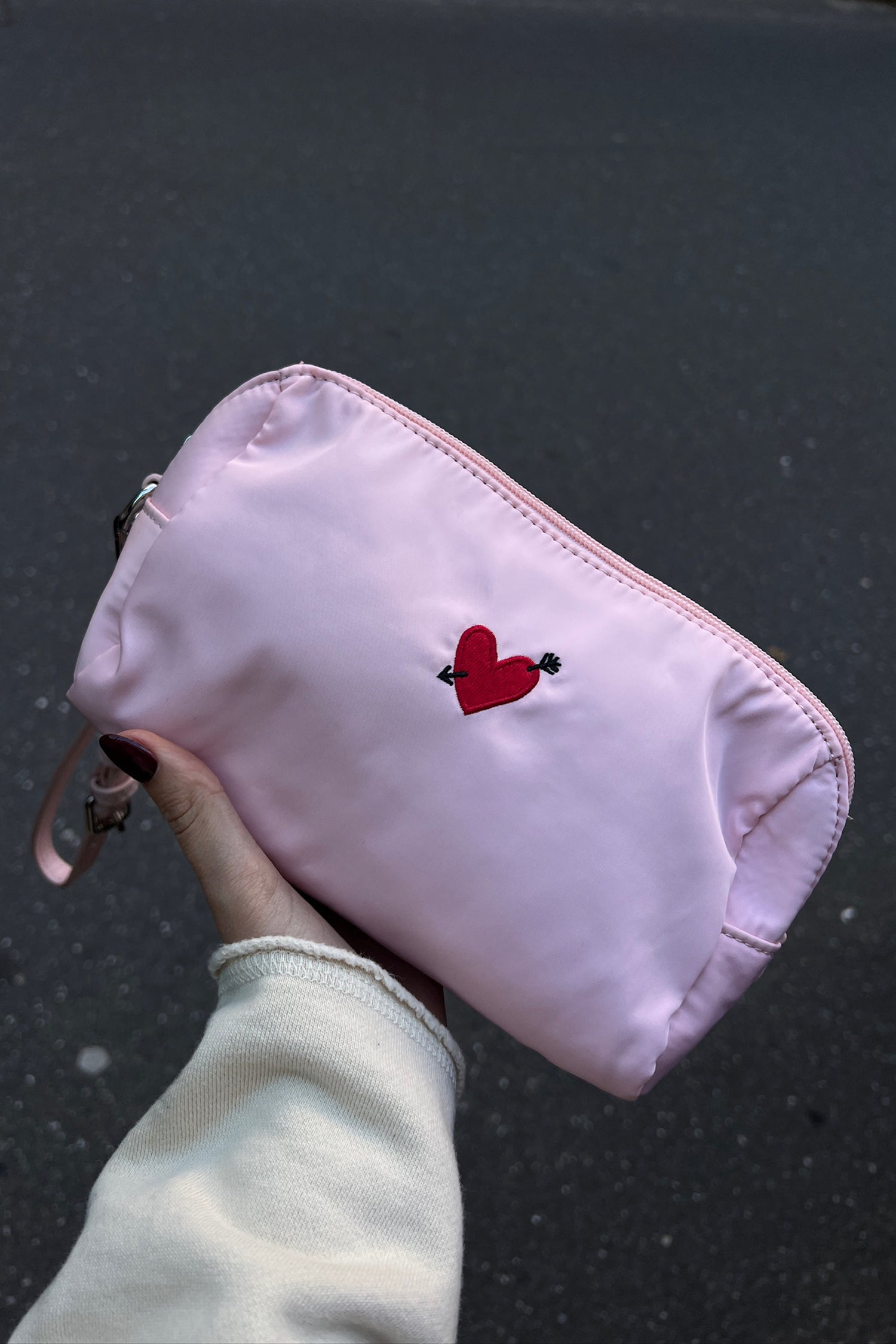 Pouch 'Heart' in Rose NylonAnita Hass - Anita Hass