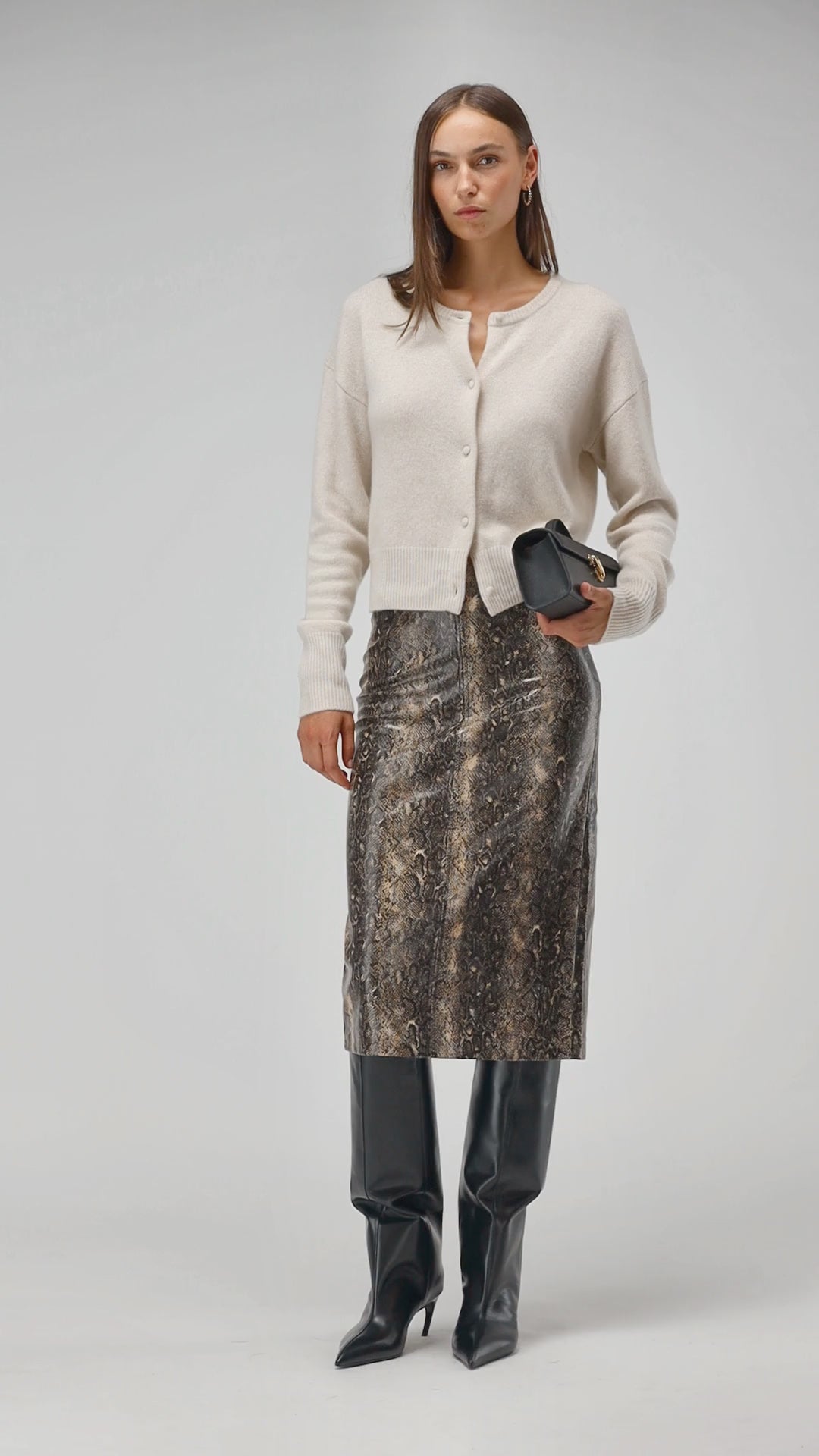 Rock Cuir in Snake Ladneri