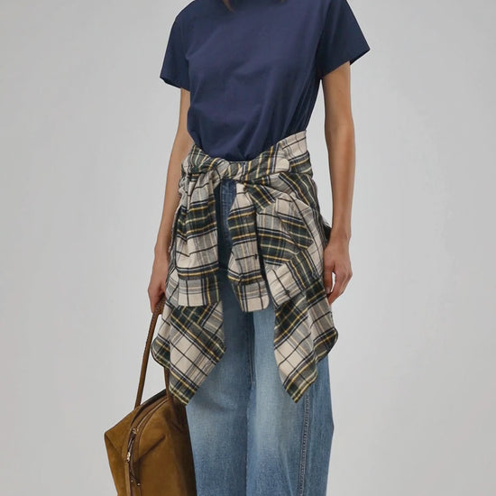 T-Shirt Le Mont in Dark Navy Ladneri
