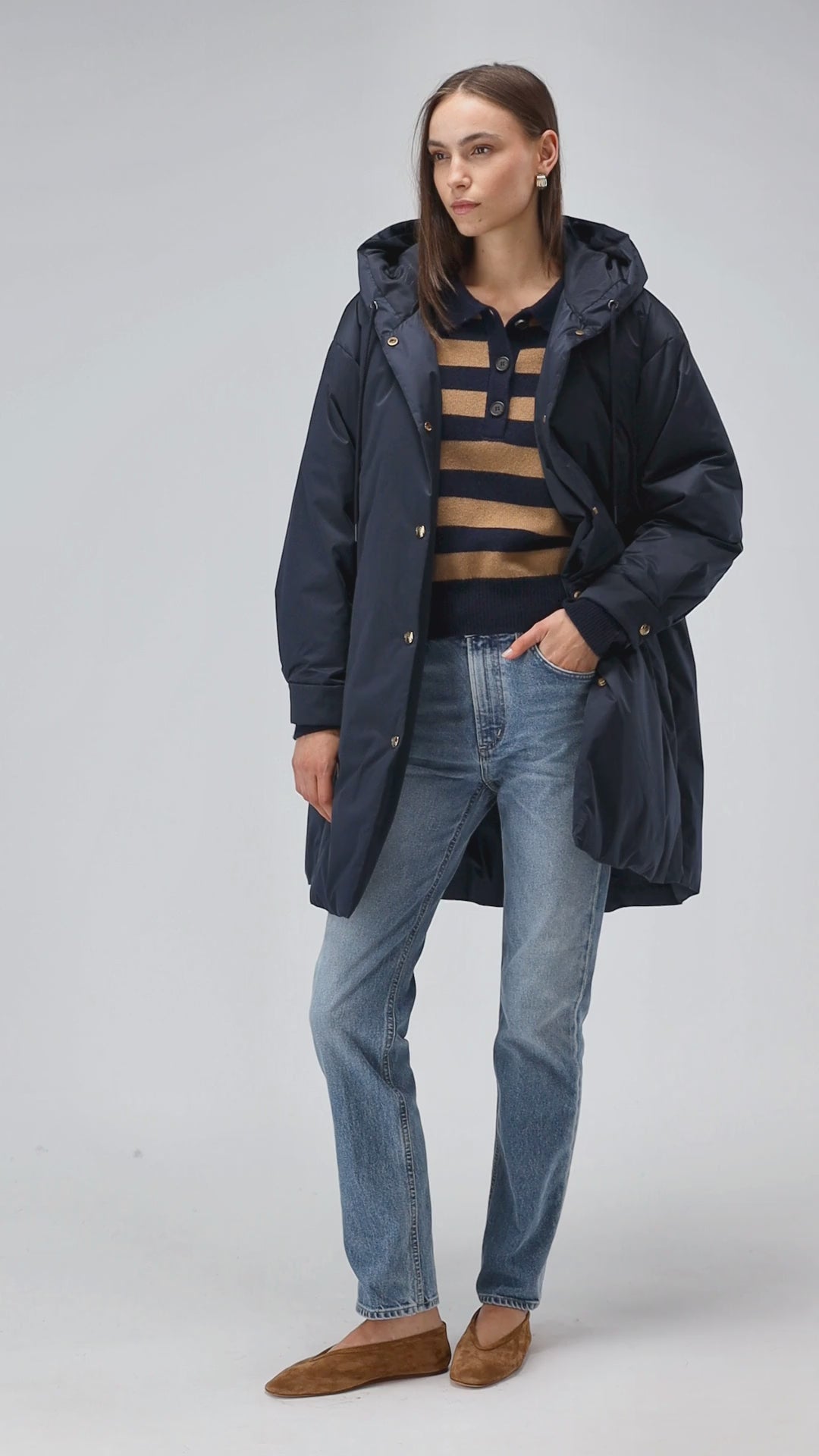 Mantel Now in NavyLadneri - Anita Hass