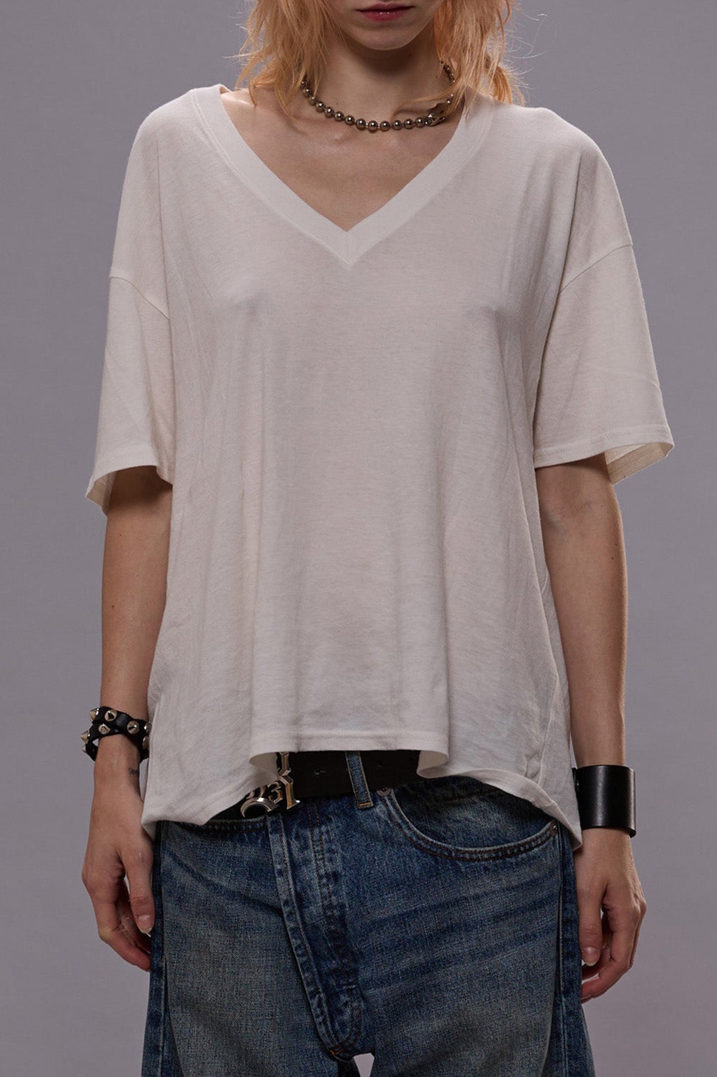 T-Shirt V Boxy in Cashmere WhiteR13 - Anita Hass