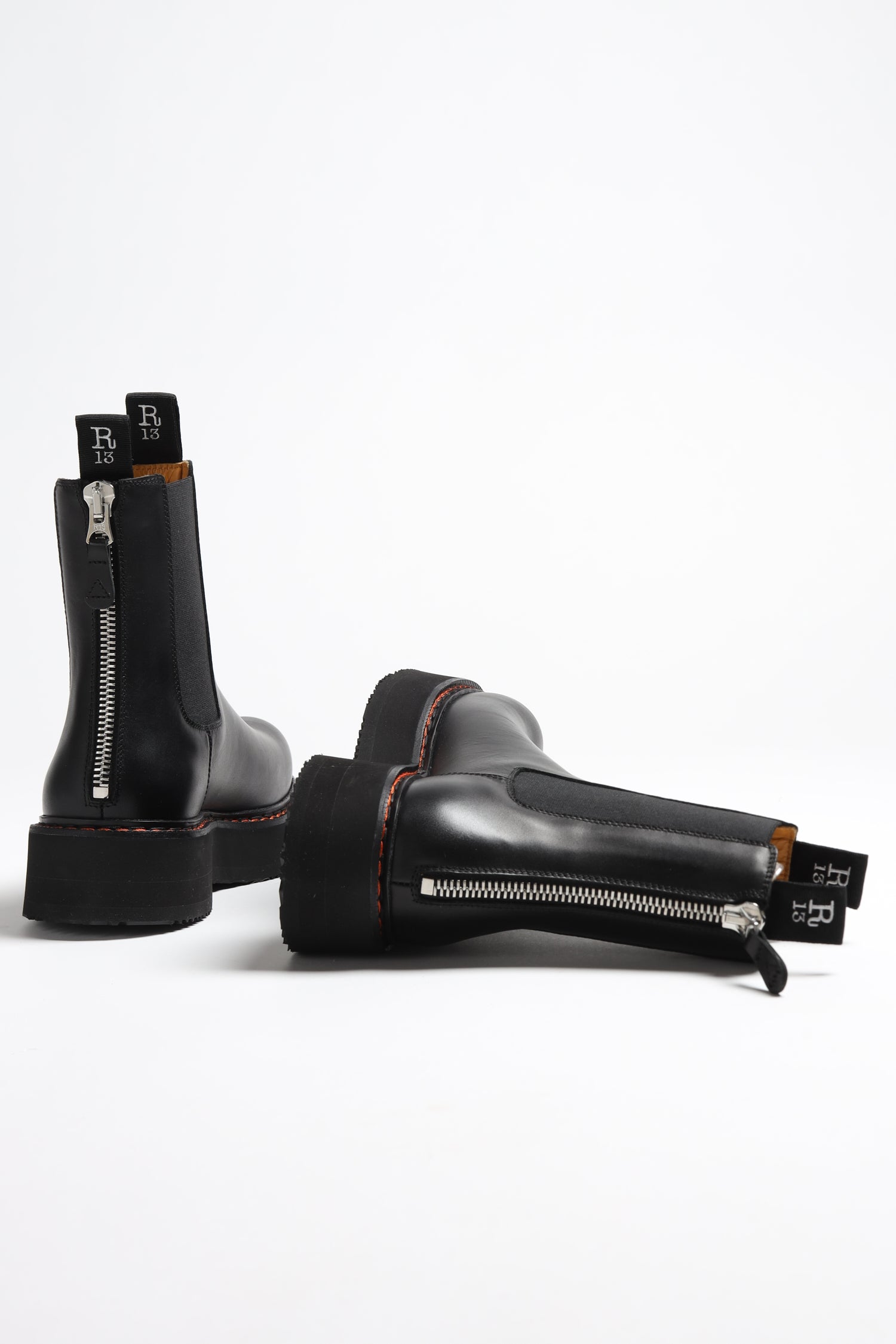 Boots Single Stack Chelsea in Schwarz R13