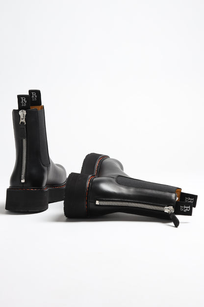 Boots Single Stack Chelsea in Schwarz R13
