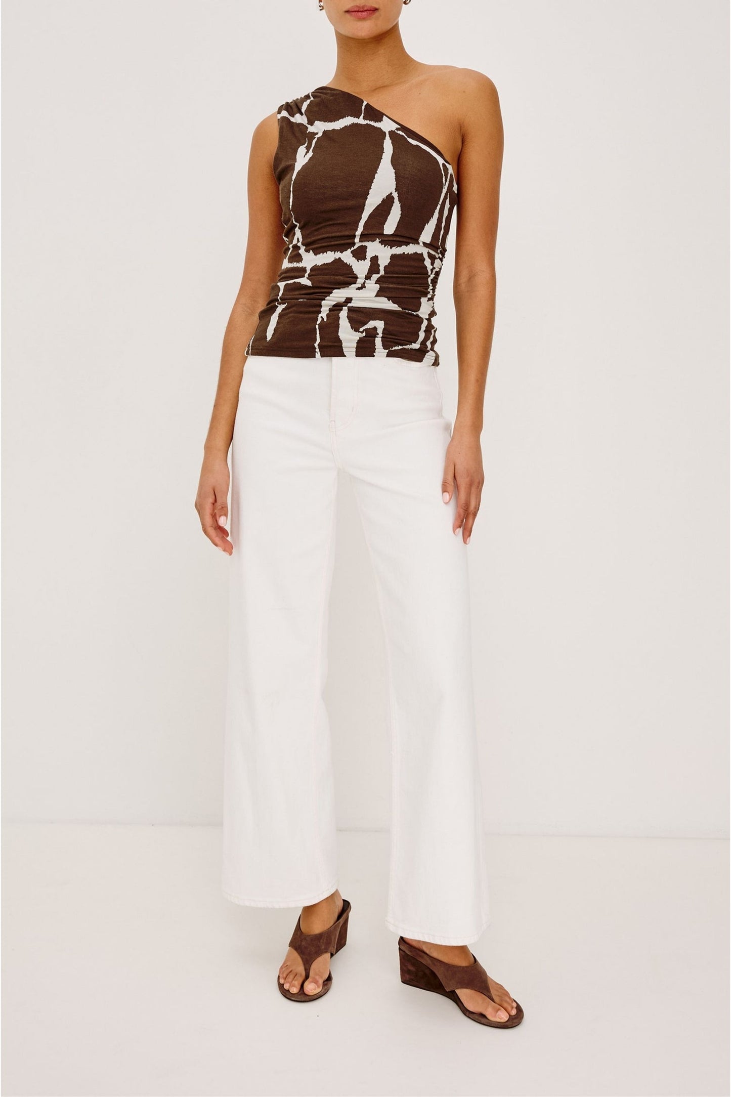 Top Dorothy in Terra Rails