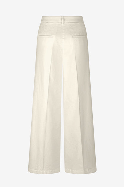 Shiloh Denim Pants in CremaSeductive - Anita Hass