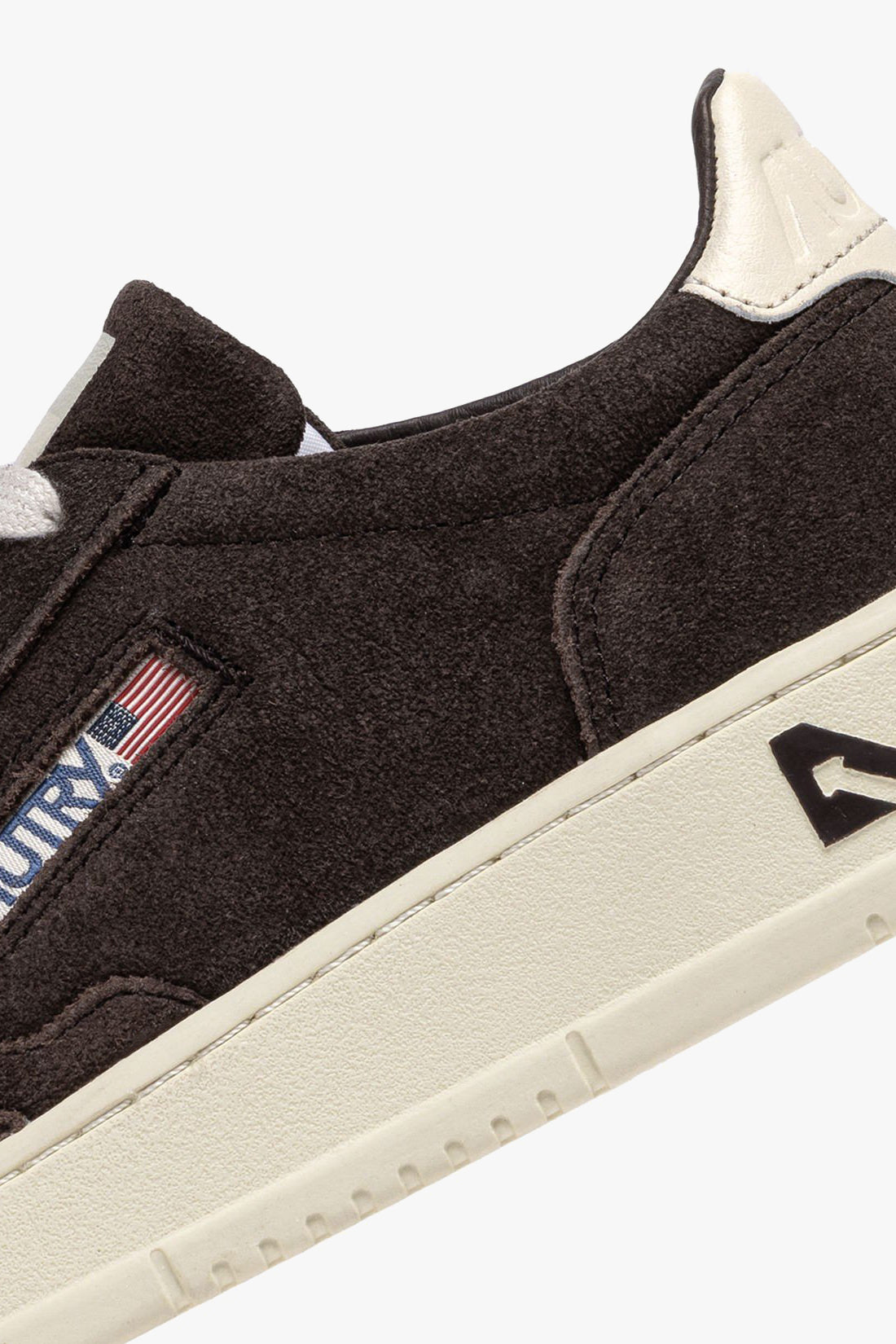 Sneaker Medalist in Offwhite/Moka SuedeAutry - Anita Hass