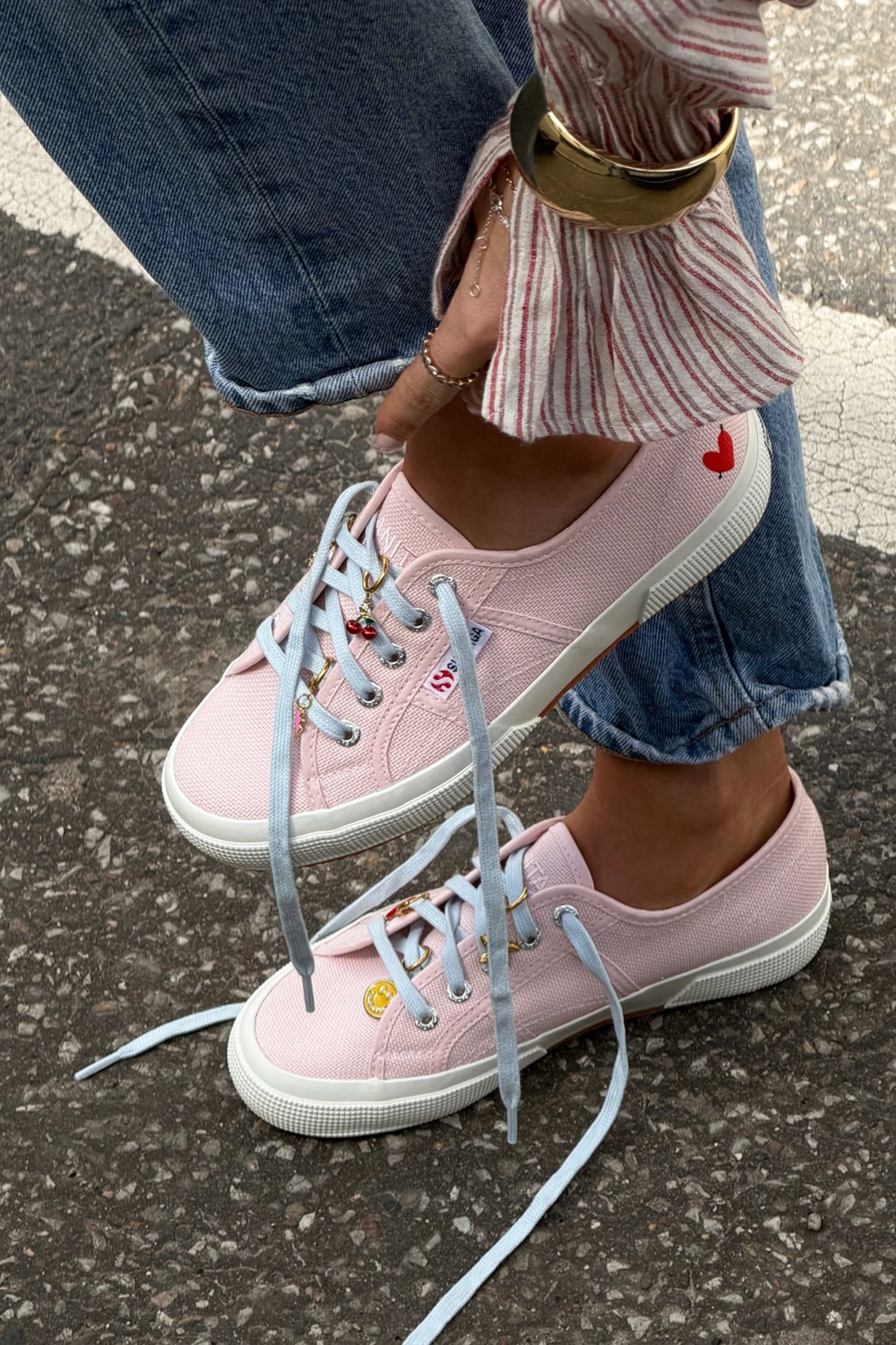 Extra Schnürsenkel in Hellblau Superga x Anita Hass