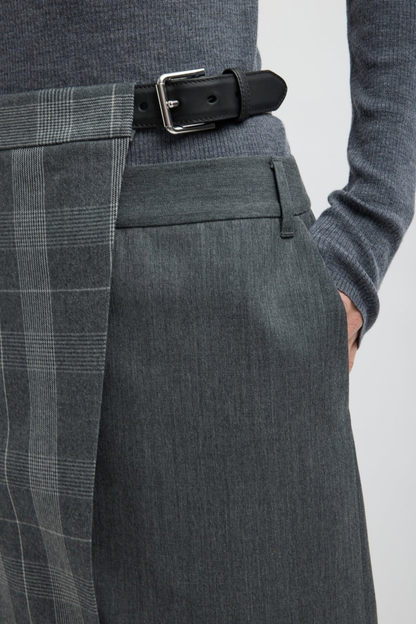 Rock Wool Plaid in Grau Tibi