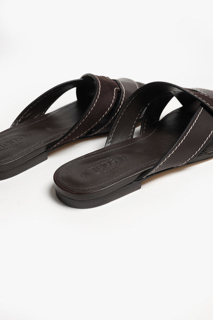 Sandales Twist T couleur chocolat de Tod's - Anita Hass