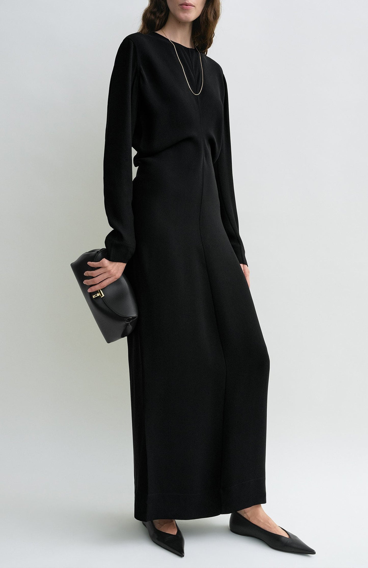 Kleid Slouch Waist in SchwarzToteme - Anita Hass