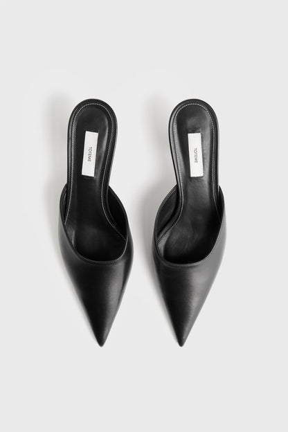 Mules Sharp en negro Toteme - Anita Hass