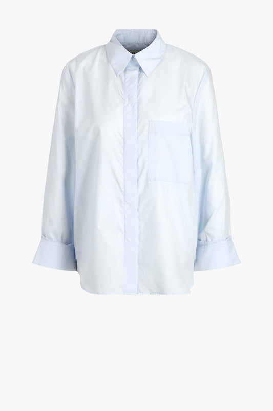 Blusa de estilo «boyfriend» en azul claro