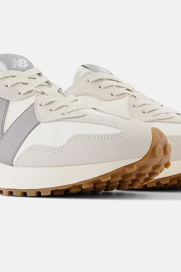 Sneaker 327 in Moonbeam/Shadow Grey