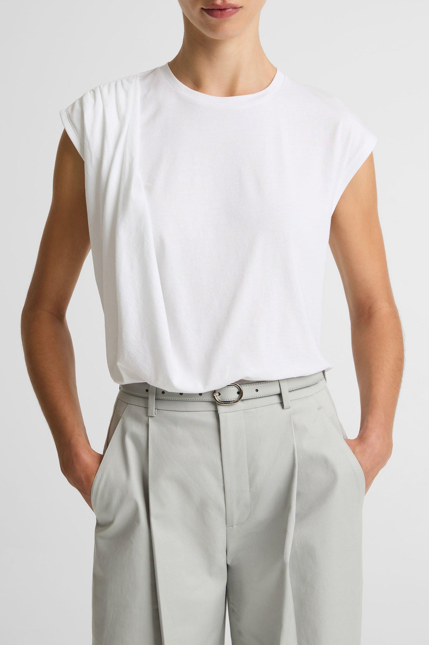 Top Relaxed Drape in Optic WhiteVince - Anita Hass