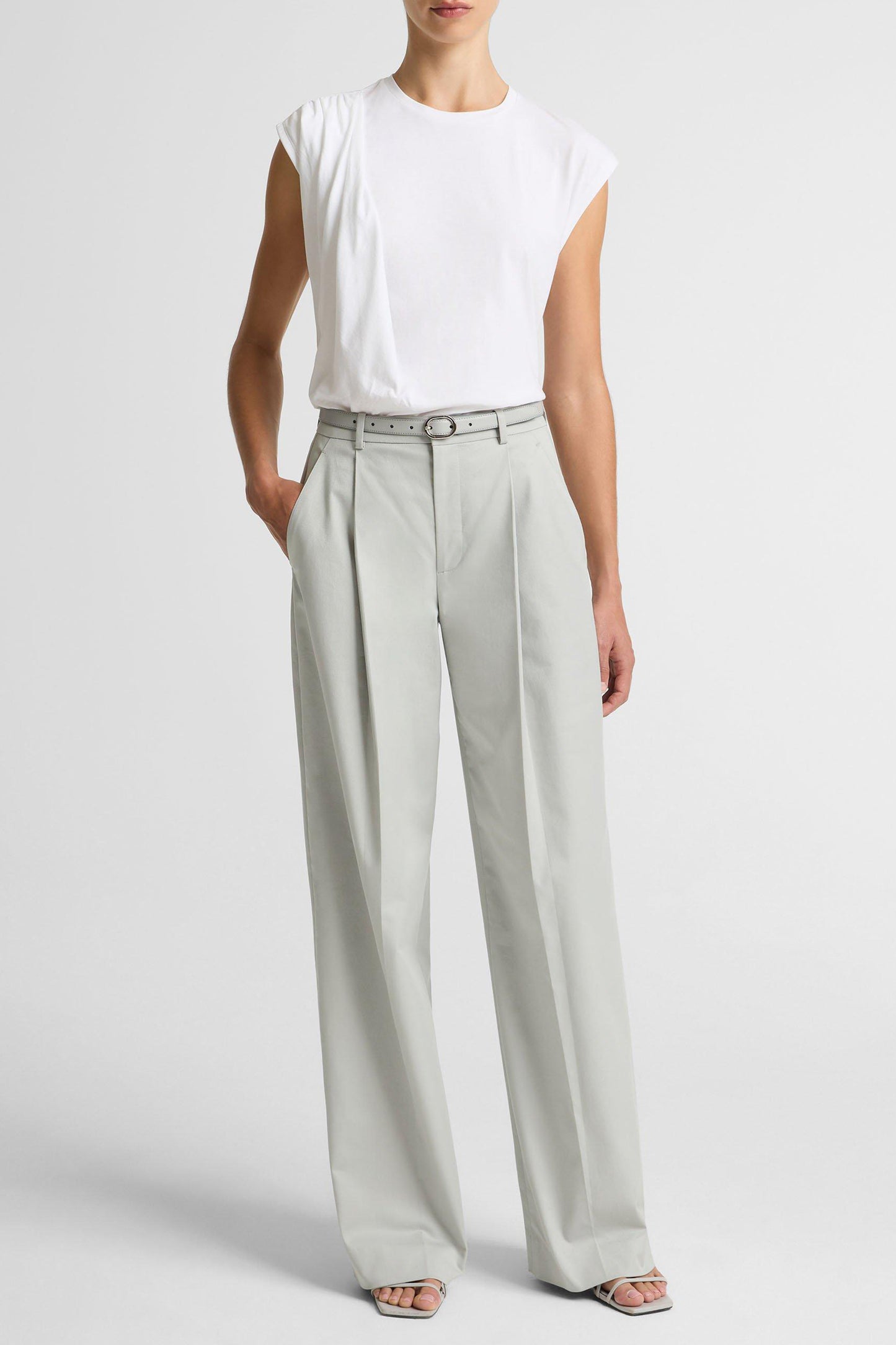 Top Relaxed Drape in Optic WhiteVince - Anita Hass
