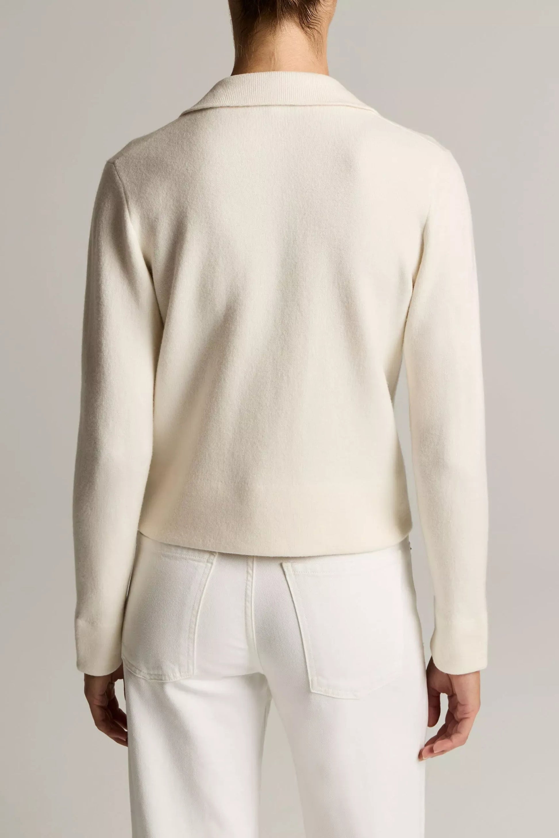 Cardigan Notch in Off White Vince