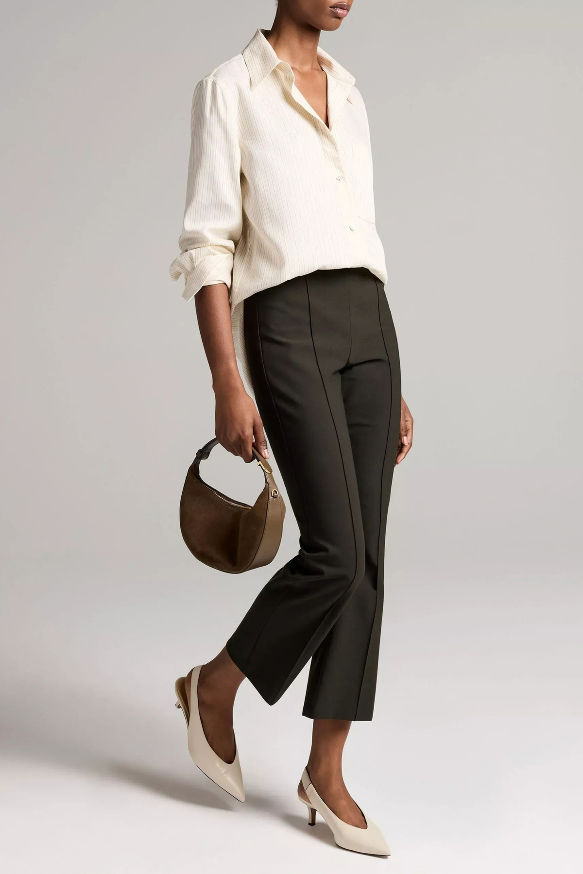 Hose Niki Crop Flare in Deep Forest Vince