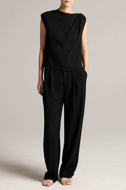 Top Draped Shoulder in Schwarz Vince